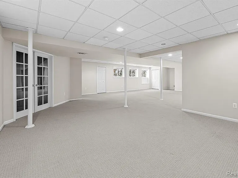 3904 Kaeleaf Rd — Photo 44