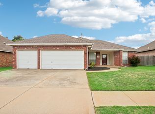 613 Vickery Ave, Yukon, OK 73099