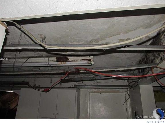 3rd image of 1560 NE 151st St APT 104