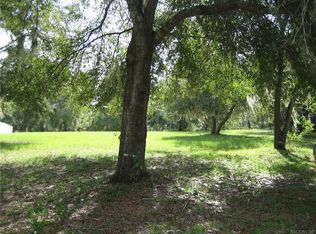 11701 N Basin Cove Point, Dunnellon, FL 34434
