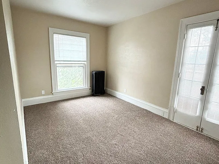 506 N Cascade Avenue — Photo 31