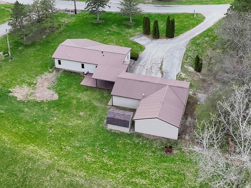 1st image of 2305 S Wallick Rd