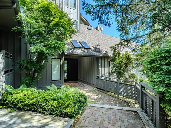 105 Branlaire Drive #5, Linville, NC 28646