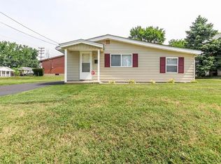 9975 Lorraine Ave, Saint Ann, MO 63074