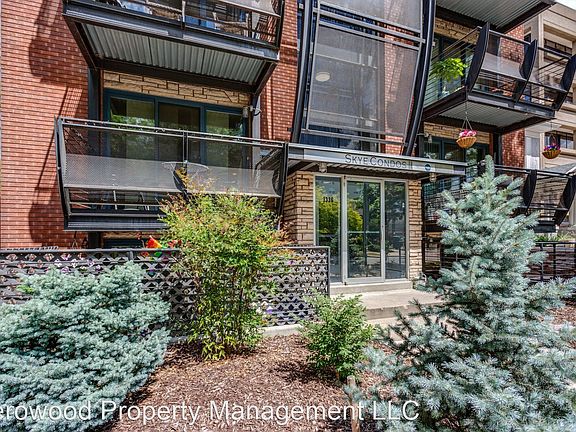 3rd image of 1336 N Logan St APT 103