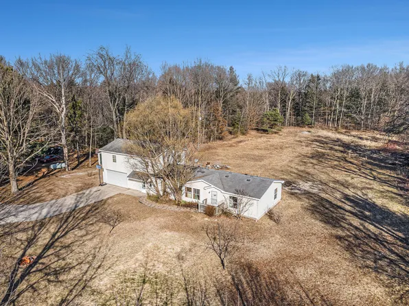 4082 Timeless Ln, Grant, MI 49327