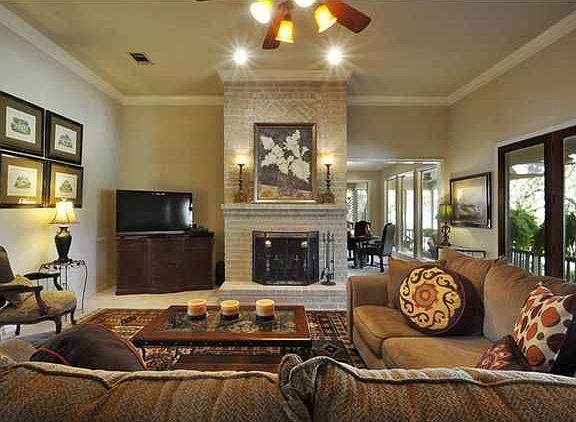 3rd image of 74 Tiburon Dr