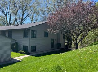 4442 Arden View Ct, Arden Hills, MN 55112