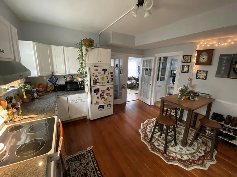 10 Pequot St #2 — Photo 4