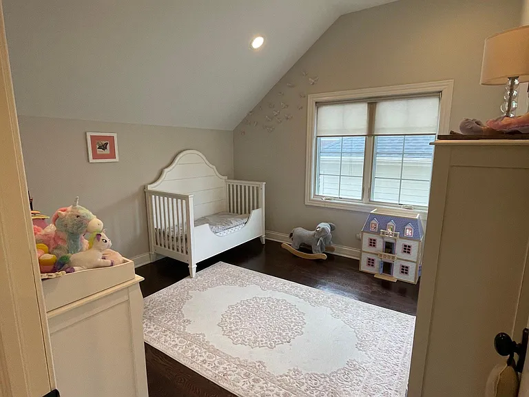 2411 Greenwood Ave — Photo 17