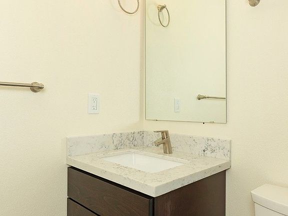 5th image of 4427 5th Ave NE APT 3