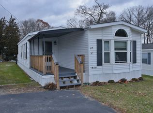 21 D St, Groton, CT 06340