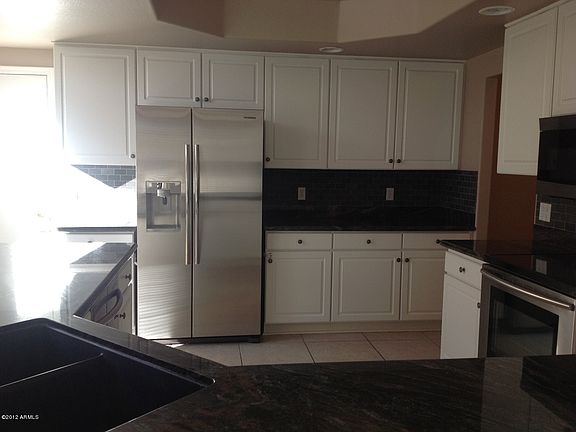 3rd image of 27417 N 47th St