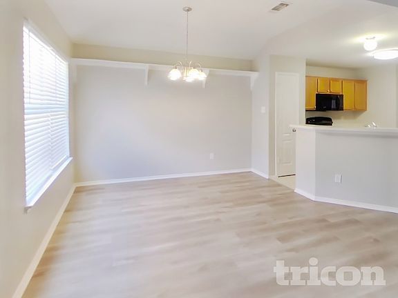 3rd image of 7319 Woodhome Dr