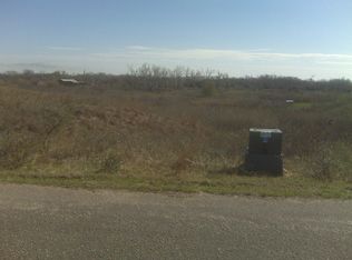 10630 E Snokomo Rd, Hutchinson, KS 67502