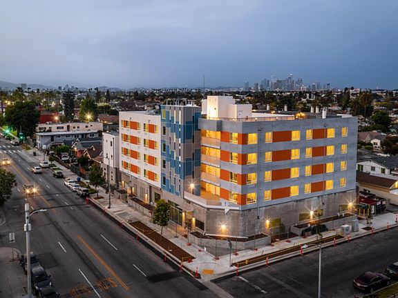 2nd image of 4238 S Western Ave #502