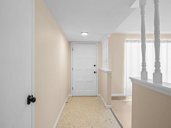 5th image of 10337 Galahad Way