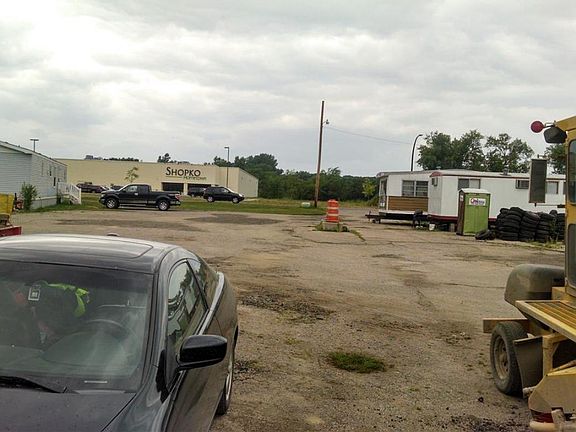 4th image of 1041 N Minnesota Ave