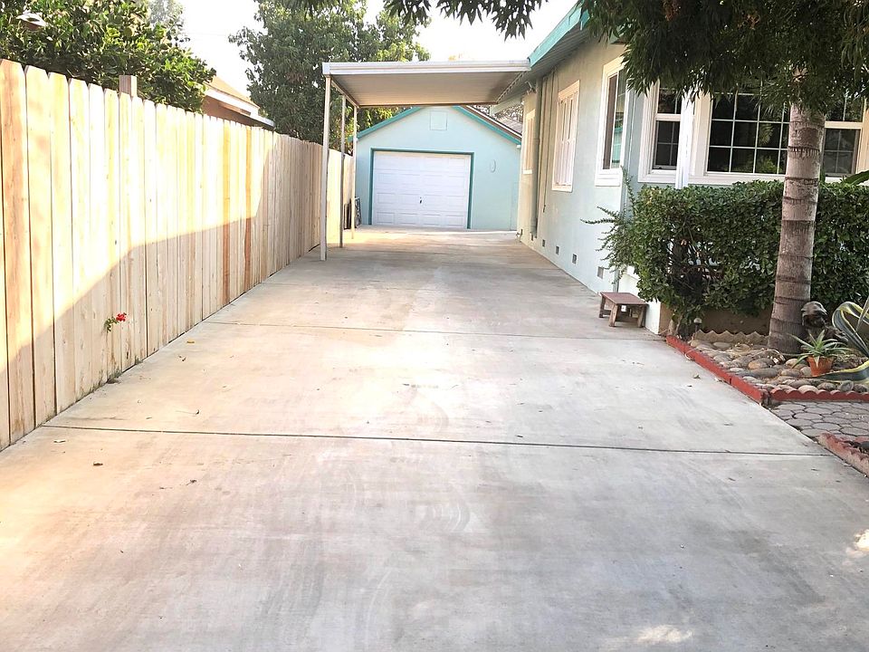2nd image of 488 N 2nd St