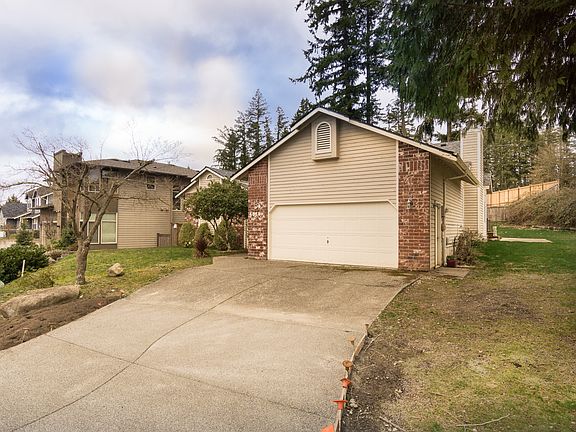 Wonderful 3 Bed 2 Bath Home