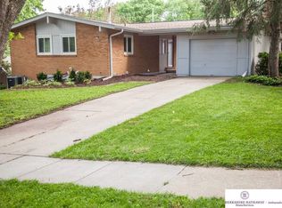 9675 Maple Dr, Omaha, NE 68134