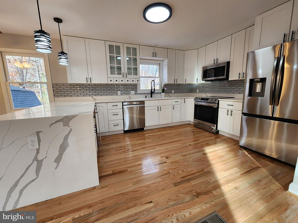 1st image of 37192 E Lakeland Dr