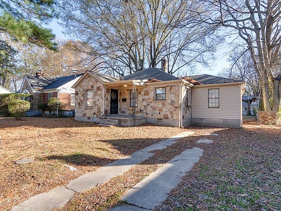 2nd image of 950 Parkhaven Ln
