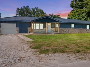 207 E 10th St, Jonesboro, IN 46938