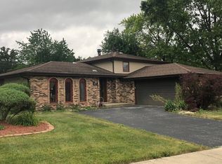 45 E 156th St, South Holland, IL 60473