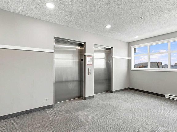 5th image of 33 N Carringham Gate NW #2306