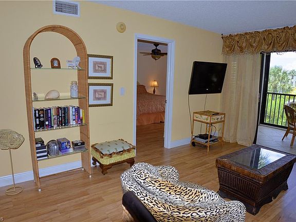 5th image of 21460 Bay Village Dr APT 135