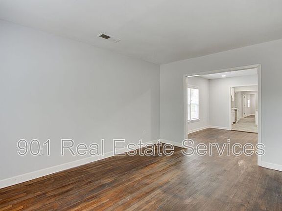 4th image of 3672 Kearney Ave