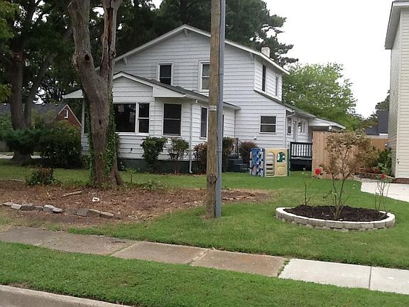 3rd image of 8742 Hammett Ave