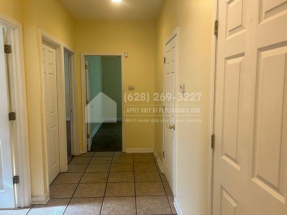 4th image of 3016 Henrietta St #2F-A