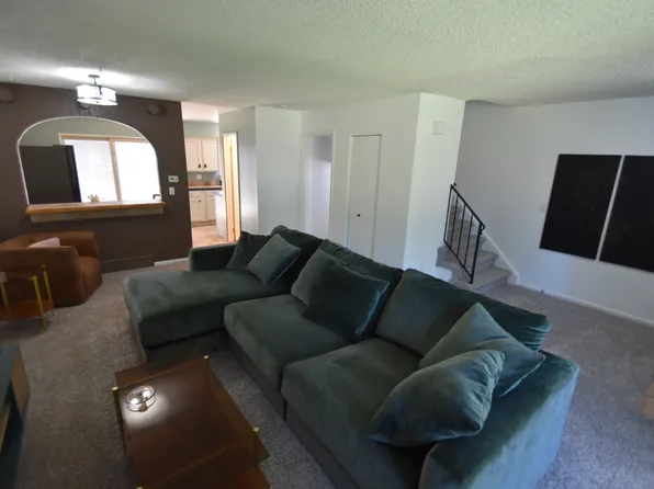 14720 W Ellsworth Ave, Golden, CO 80401