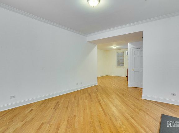 5th image of 5325 S Harper Ave Unit 1