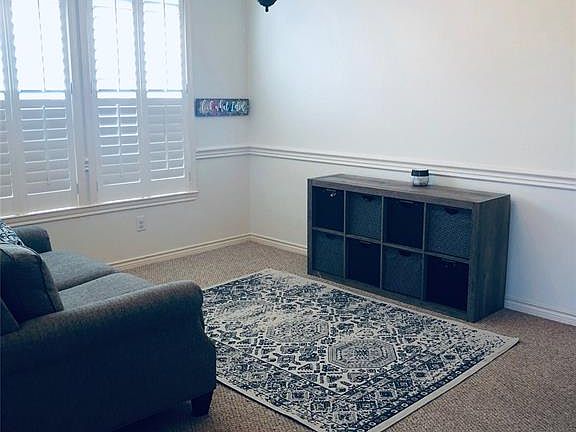3rd image of 5617 Brookside Dr