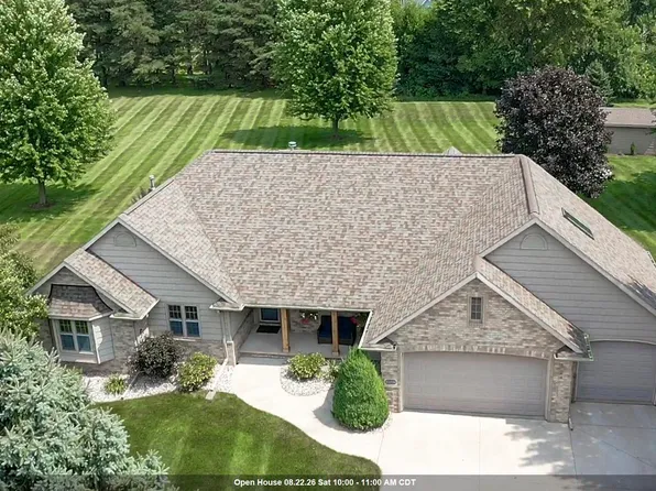 N4326 Red Leaf Dr, Appleton, WI 54913