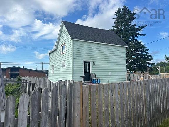 4th image of 3 McGee St