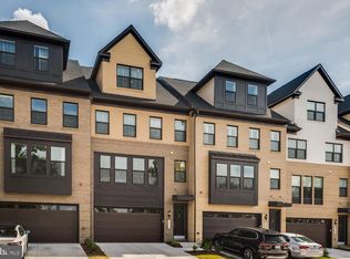 14313 Yesler Ave, Chantilly, VA 20151