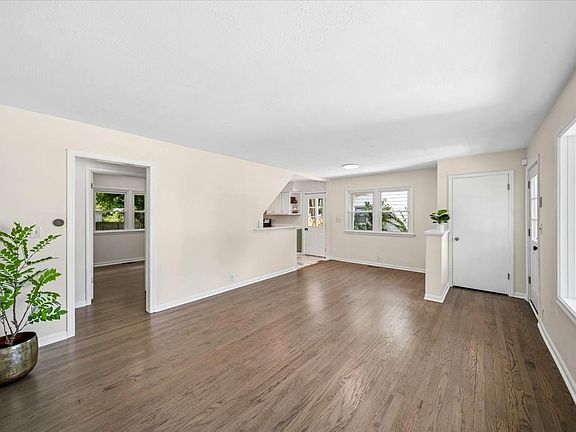 4th image of 317 S 12th St