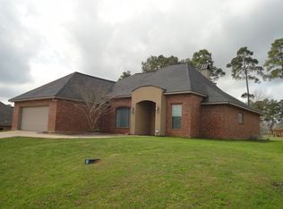 201 Woodwind Dr, Pineville, LA 71360