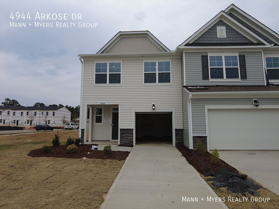 1st image of 4944 Arkose Dr