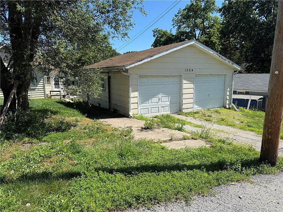 2nd image of 1524 Kansas Ave