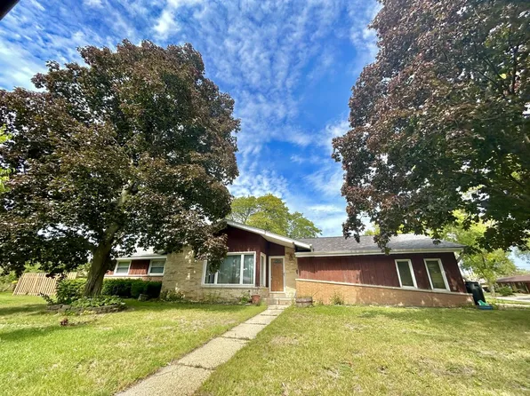2250 West Mallory AVENUE, Milwaukee, WI 53221
