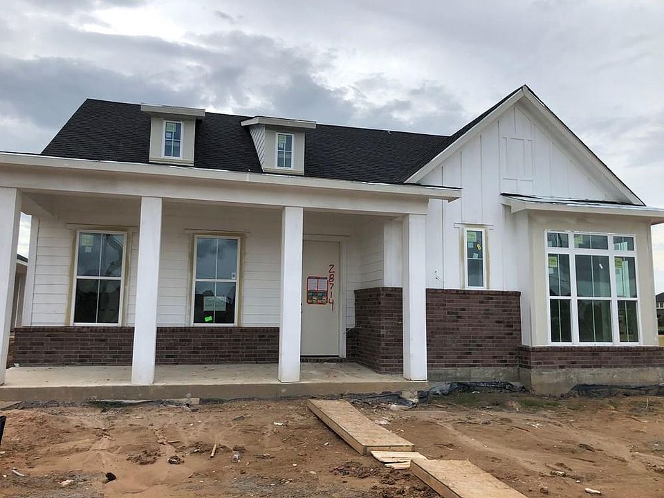 1st image of 28714 Shoalhaven Ct