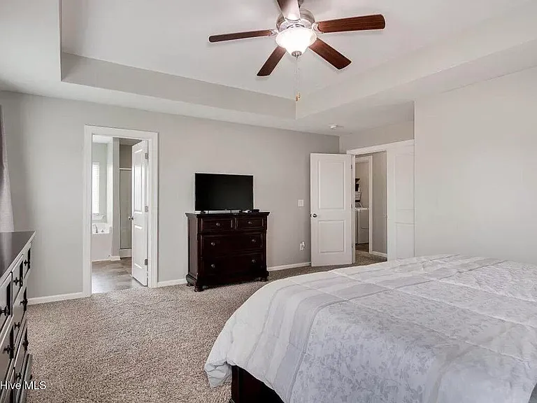 470 Brantley Cove Cir — Photo 11