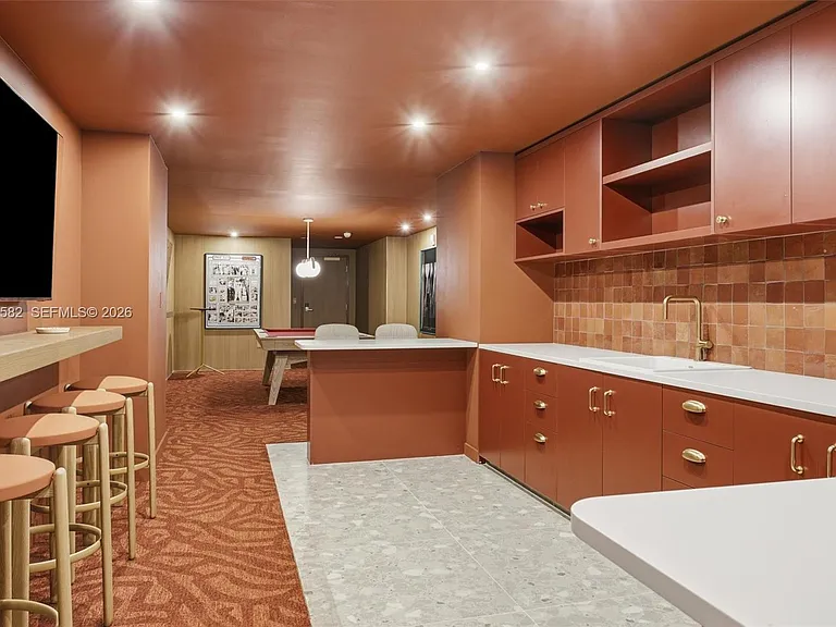 90 NE 32nd St #616 — Photo 22