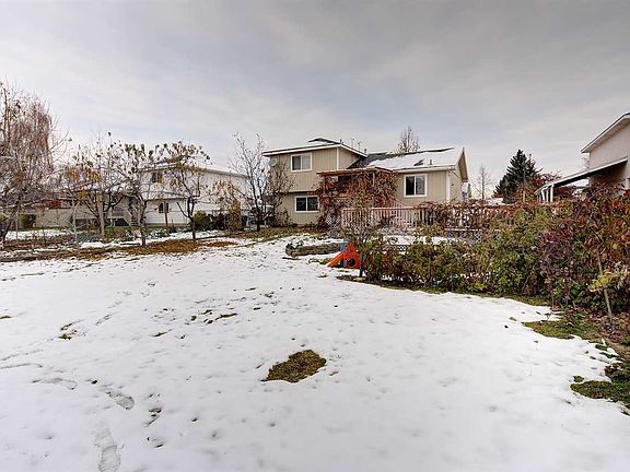 4th image of 4020 E Ermina Ave