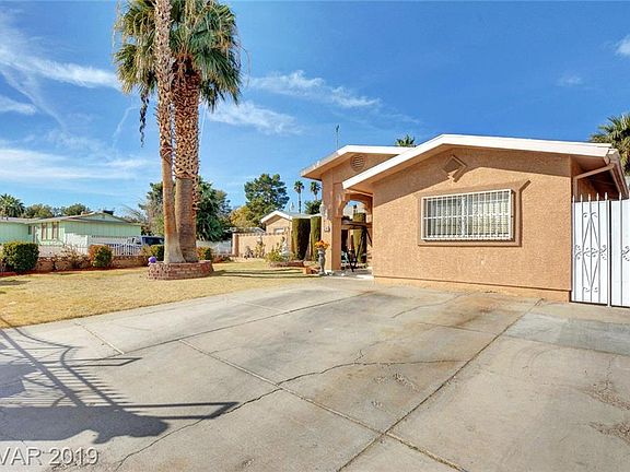 4th image of 3529 Indios Ave